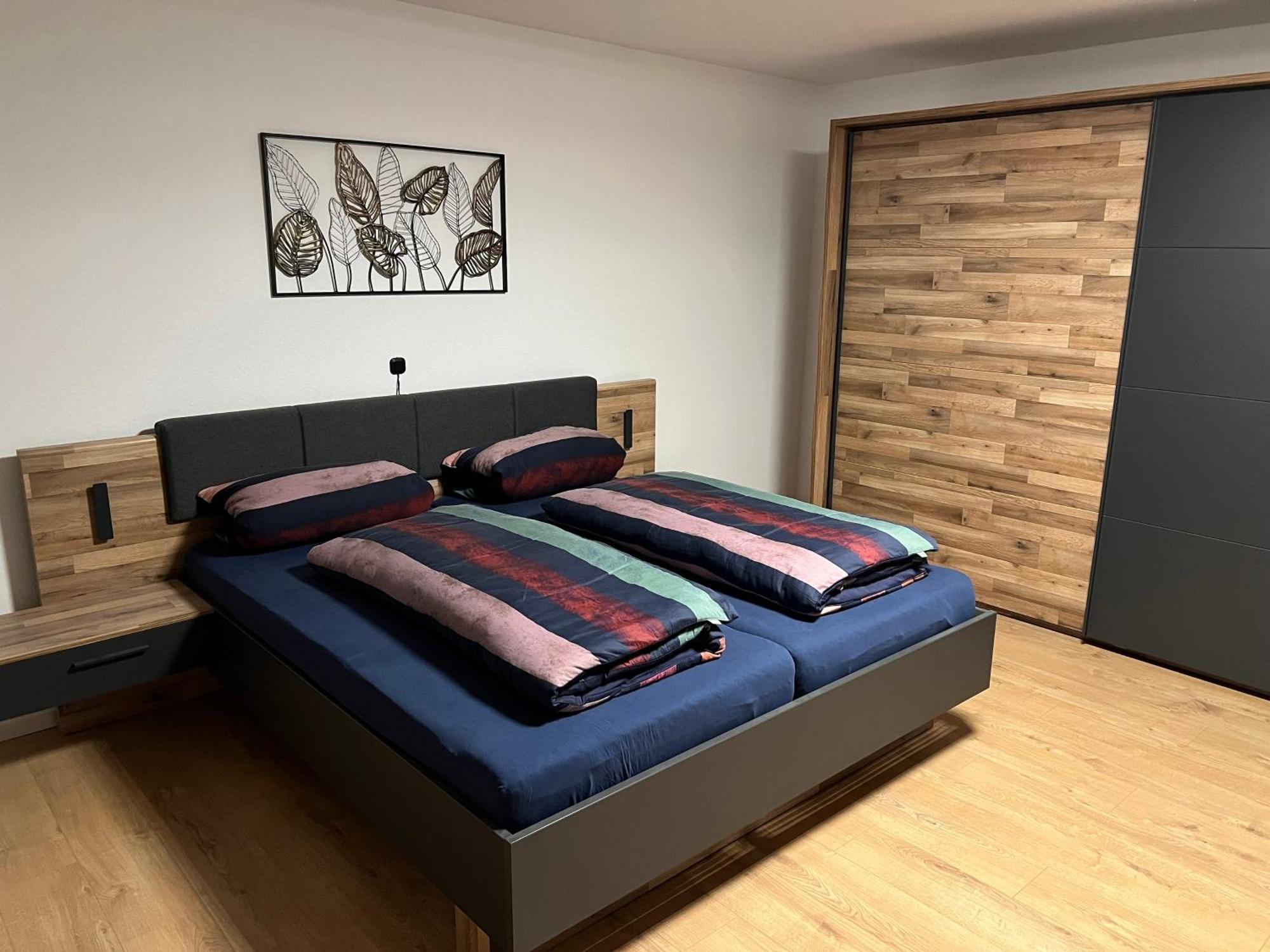 Schubert Owwe Apartment